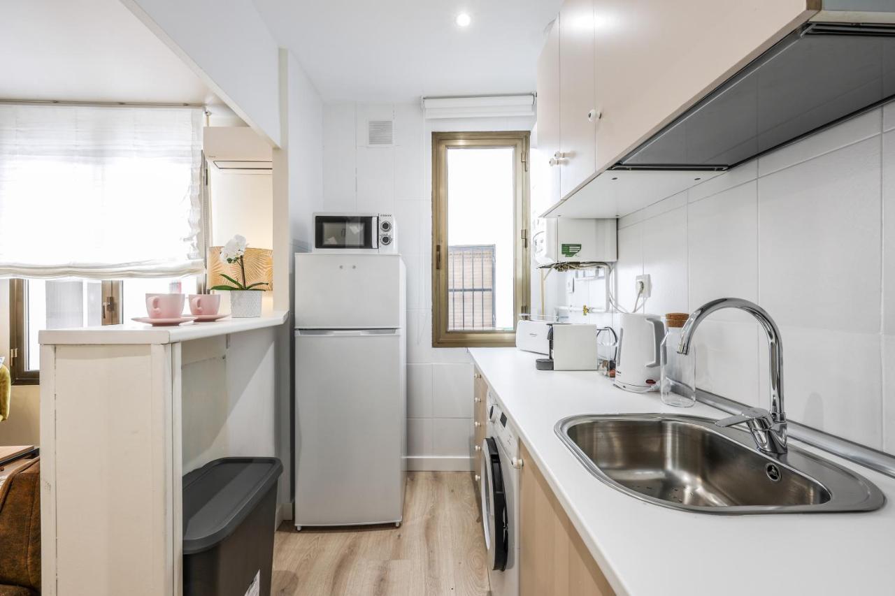 Tirso De Molina Appartamento Madrid Esterno foto